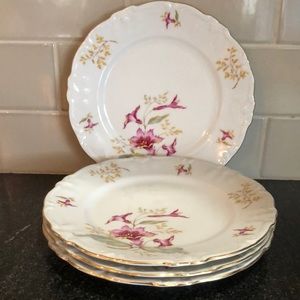 Set of four beautiful vintage dessert plates. No chips or cracks